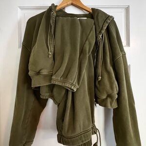 Elwood Green Hoodie & Joggers